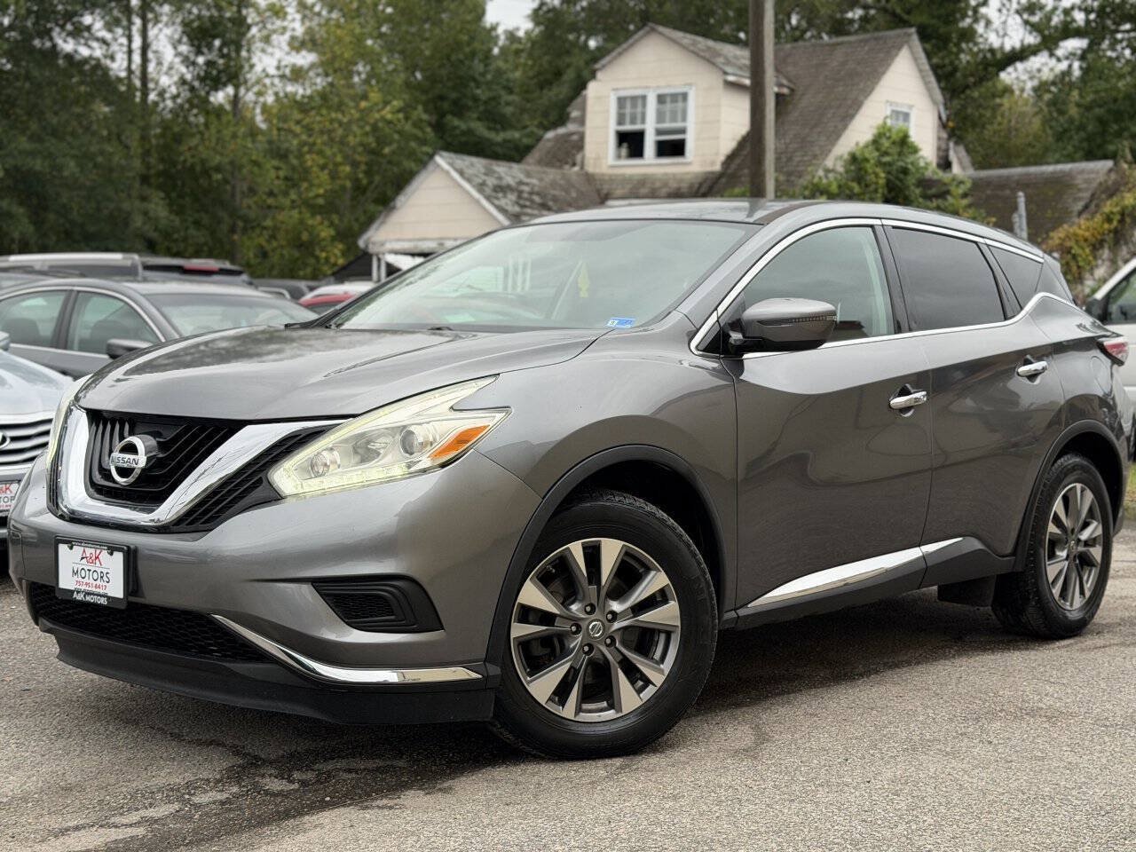 Used 2017 Nissan Murano S AWD/4WD image 2