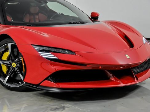 Used 2023 Ferrari SF90 Stradale AWD/4WD image 3