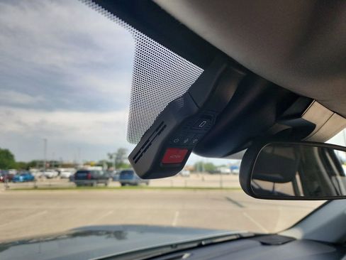 Used 2022 Toyota Tundra SR5 image 9