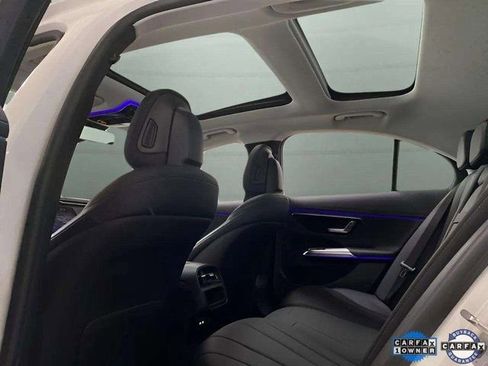 Used 2025 Mercedes-Benz E 350 Sedan image 27