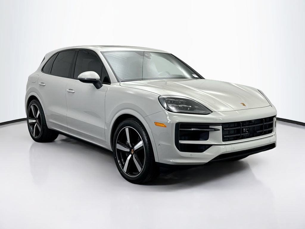 Used 2026 Porsche Cayenne AWD/4WD image 9