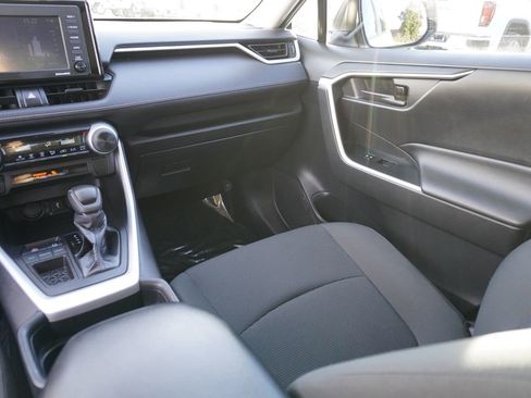 Used 2021 Toyota RAV4 LE w/ Carpet Mat Package (TMS) image 23