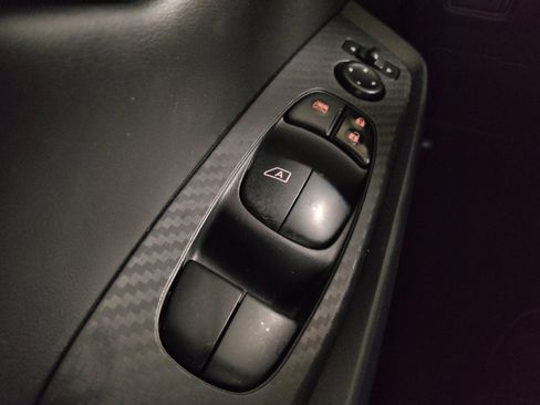 Used 2023 Nissan Sentra SV image 27