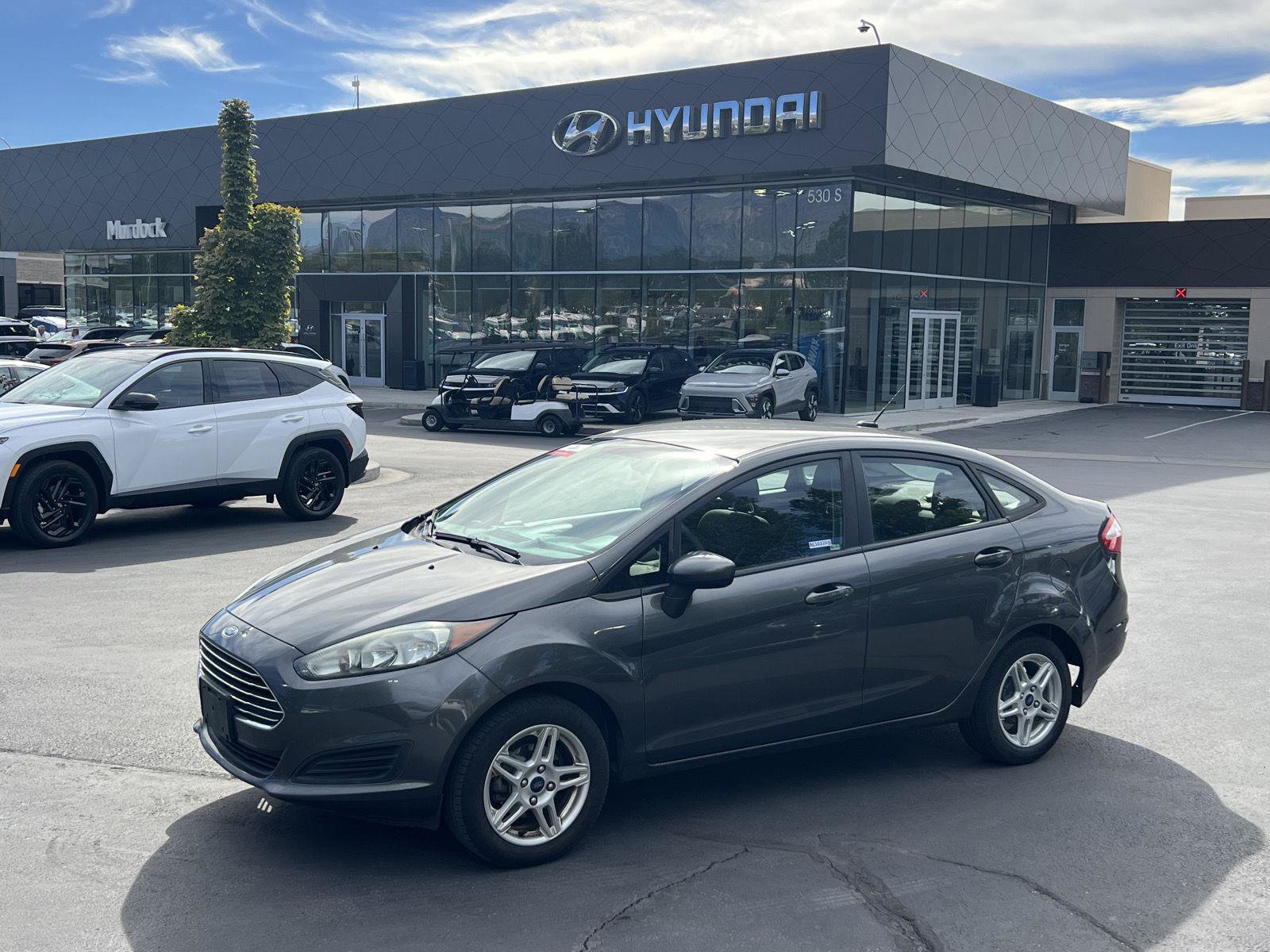 Used 2018 Ford Fiesta SE FWD image 1
