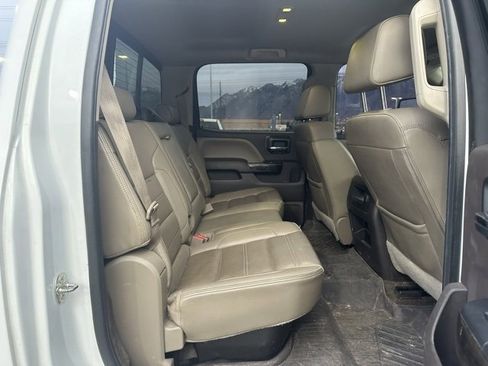 Used 2016 GMC Sierra 3500 Denali w/ Duramax Plus Package image 18