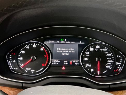 Used 2023 Audi Q5 2.0T Premium w/ Convenience Package image 22