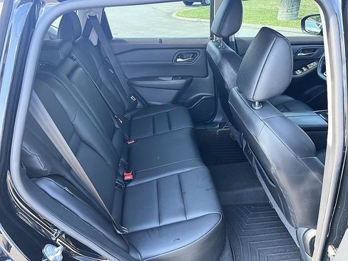 Certified 2023 Nissan Rogue SV w/ SV Premium B Package FWD image 16
