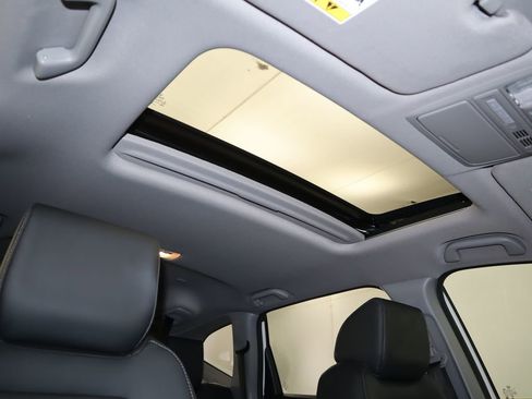 Used 2022 Honda CR-V EX-L image 18