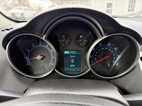 Used 2015 Chevrolet Cruze LT image 11