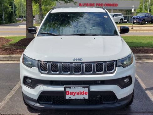 Used 2023 Jeep Compass Latitude AWD/4WD image 5