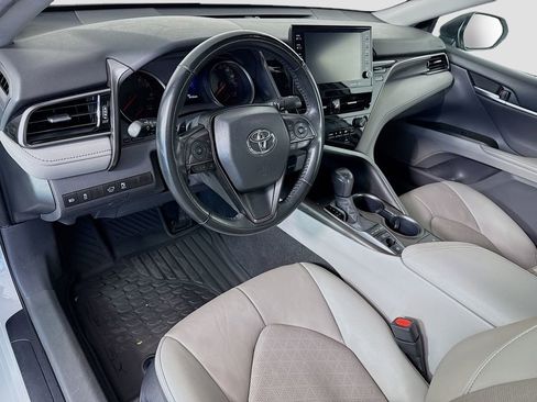 Used 2024 Toyota Camry XSE image 9