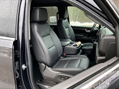 Used 2024 GMC Sierra 1500 SLT image 7