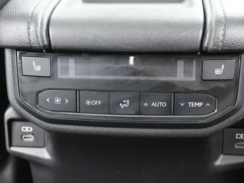 Used 2024 Toyota Grand Highlander AWD image 35