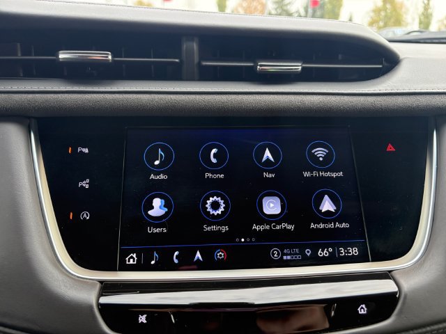 Used 2022 Cadillac XT5 Premium Luxury w/ Platinum Package AWD/4WD image 17