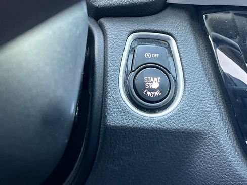 Used 2016 BMW 320i xDrive 320i xDrive image 24