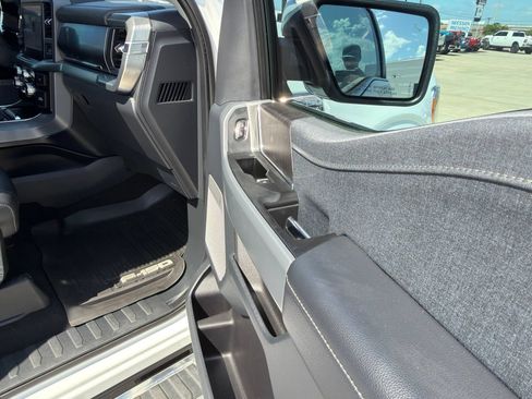 Used 2023 Ford F150 Lariat w/ Trailer Tow Package AWD/4WD image 11