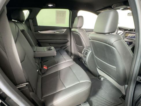 Used 2020 Cadillac XT5 Luxury image 29