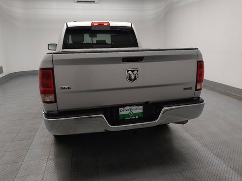 Used 2017 RAM 1500 Classic SLT image 6