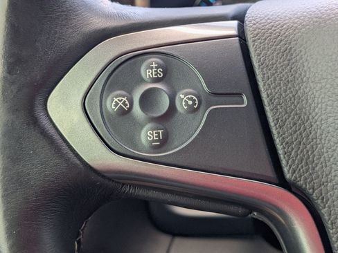 Used 2018 Chevrolet Silverado 1500 LT w/ Texas Edition AWD/4WD image 17