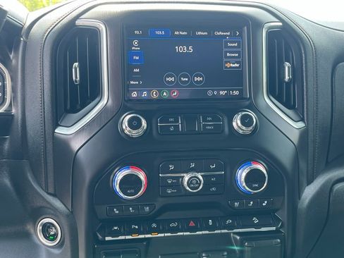 Used 2021 GMC Sierra 1500 AT4 w/ AT4 Premium Package AWD/4WD image 17