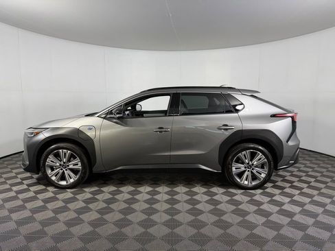 Used 2025 Subaru Solterra Touring w/ Touring Package image 9