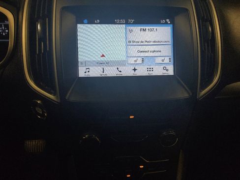 Used 2018 Ford Edge SEL w/ Equipment Group 201A FWD image 25