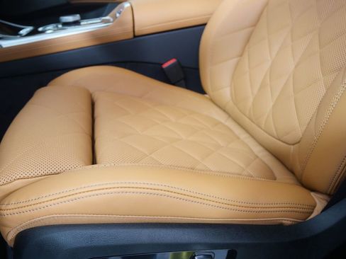 New 2026 BMW X7 xDrive40i AWD/4WD image 10