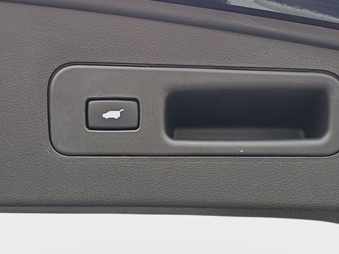 Used 2018 Acura MDX SH-AWD w/ Advance Package image 16