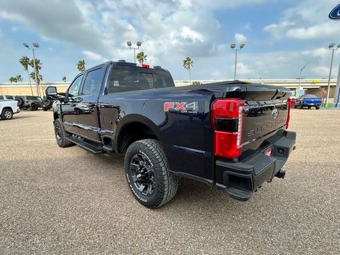 Used 2024 Ford F250 Lariat w/ Sport Appearance Package AWD/4WD image 4