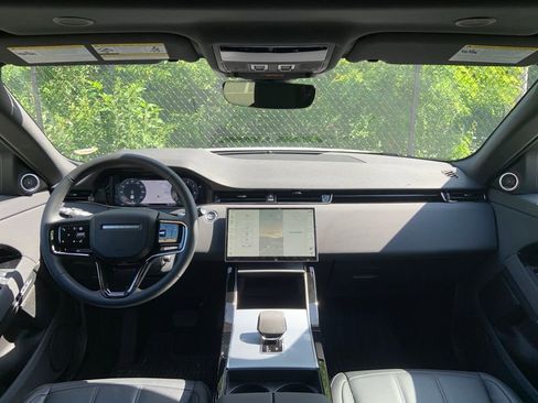 Certified 2024 Land Rover Range Rover Evoque S image 21