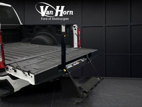 Used 2024 Ford F250 Lariat w/ Lariat Ultimate Package image 17