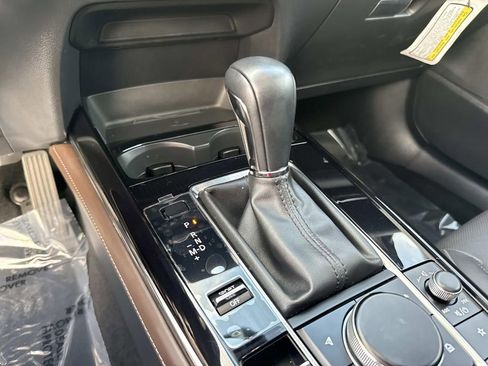 Certified 2025 MAZDA CX-30 2.5 Turbo w/ Premium Plus Pkg image 35