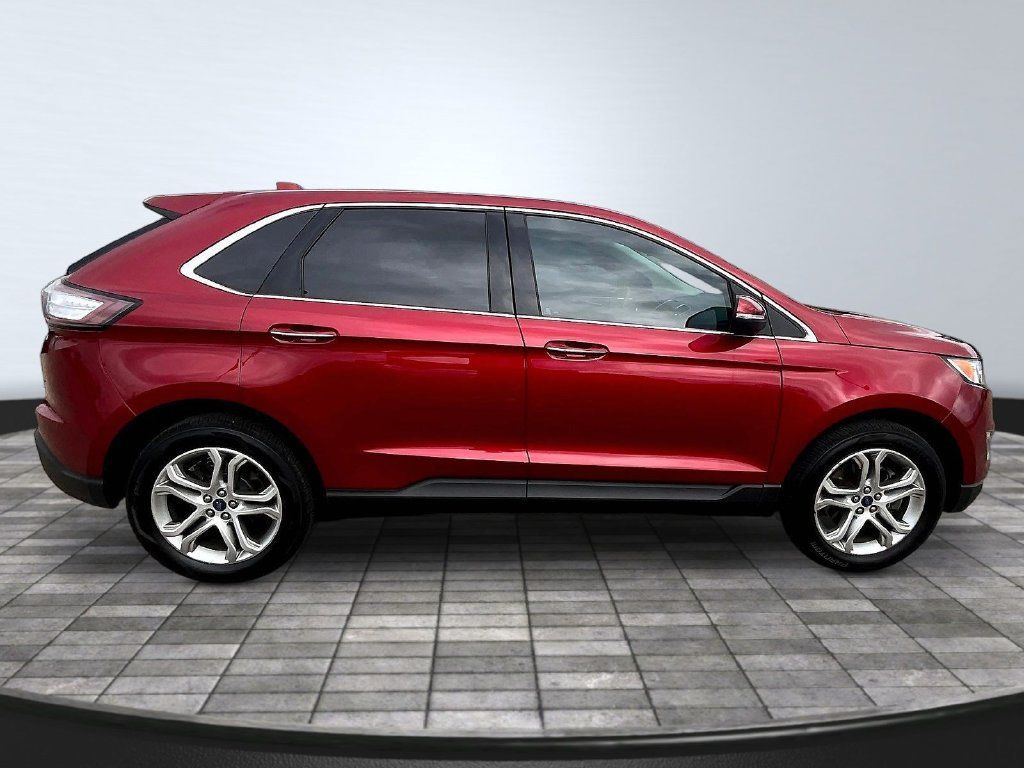 Used 2015 Ford Edge Titanium w/ Equipment Group 301A AWD/4WD image 8