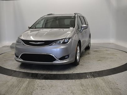 Certified 2017 Chrysler Pacifica Touring-L Plus w/ Tire & Wheel Group