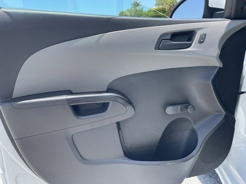 Used 2019 Chevrolet Sonic LT FWD image 25