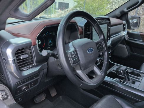 Used 2021 Ford F150 Lariat w/ Equipment Group 502A High image 10