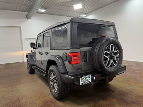 Used 2019 Jeep Wrangler Unlimited Sport S AWD/4WD image 35