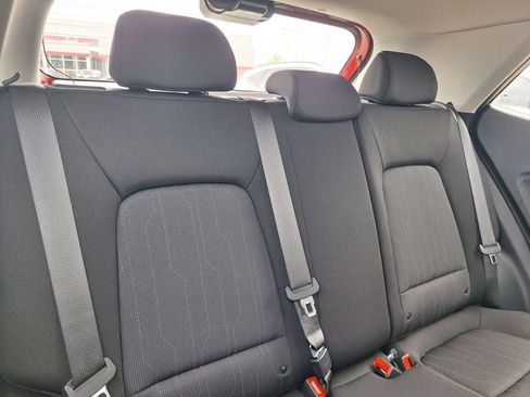 Used 2026 Hyundai Venue SE FWD image 27