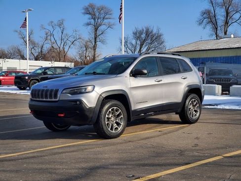 Certified 2020 Jeep Cherokee Trailhawk w/ Cold Weather Group image 33
