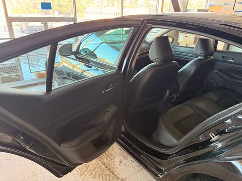 Used 2020 Nissan Altima 2.5 SR image 13