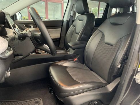 Used 2022 Jeep Compass Latitude w/ Convenience Group FWD image 8