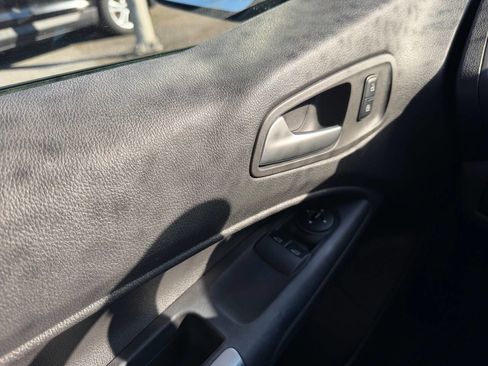 Used 2016 Ford Transit Connect XLT FWD image 19