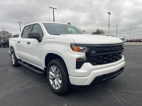 New 2026 Chevrolet Silverado 1500 Custom image 1