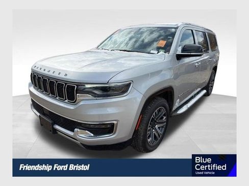 Used 2024 Jeep Wagoneer L Series II w/ Flexible Seating Group image 1