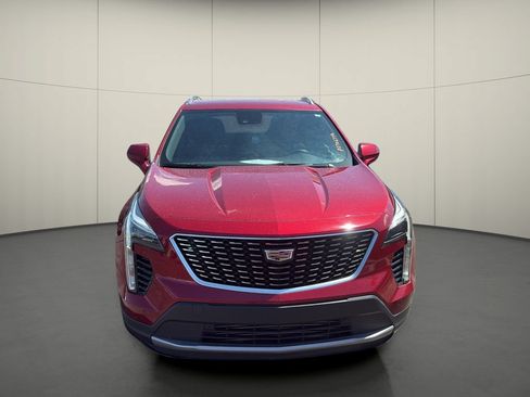 Used 2019 Cadillac XT4 Premium Luxury w/ Driver Awareness Package FWD image 2