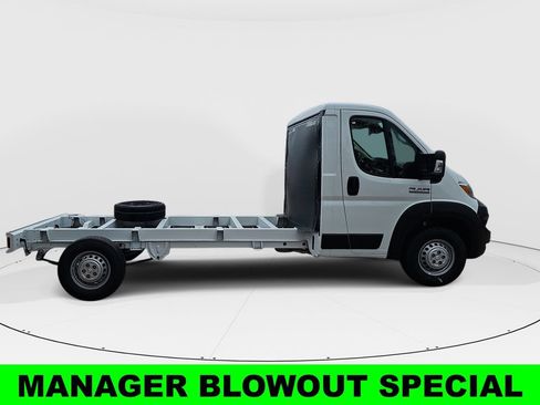 New 2024 RAM ProMaster 3500 w/ Convenience Group FWD image 2