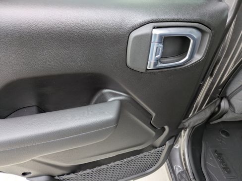 New 2026 Jeep Gladiator Sport image 14