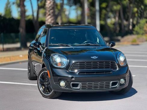 Used 2013 MINI Cooper Countryman S FWD image 2