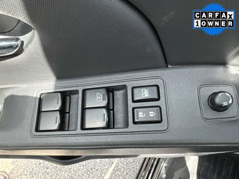 Used 2022 Nissan Frontier SV image 22