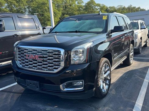 Used 2020 GMC Yukon Denali w/ Open Road Package AWD/4WD image 2